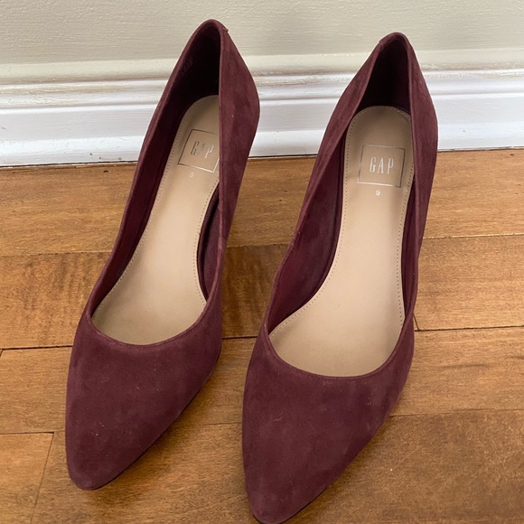 Gap burgundy red work heels suede - Picture 4 of 5